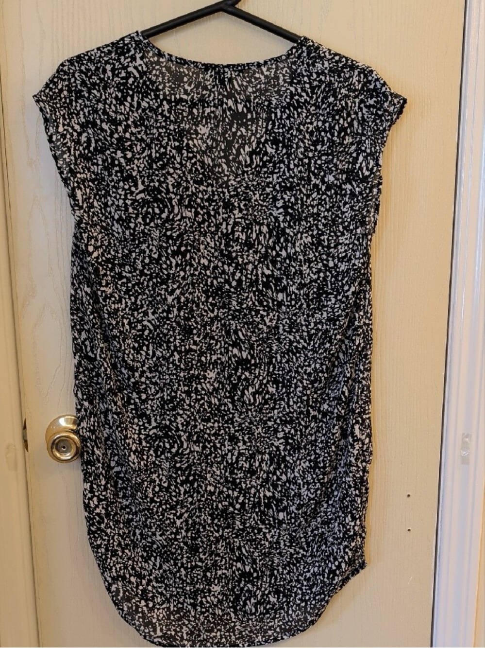 Black & White Printed Cap-Sleeve Women’s Dress
